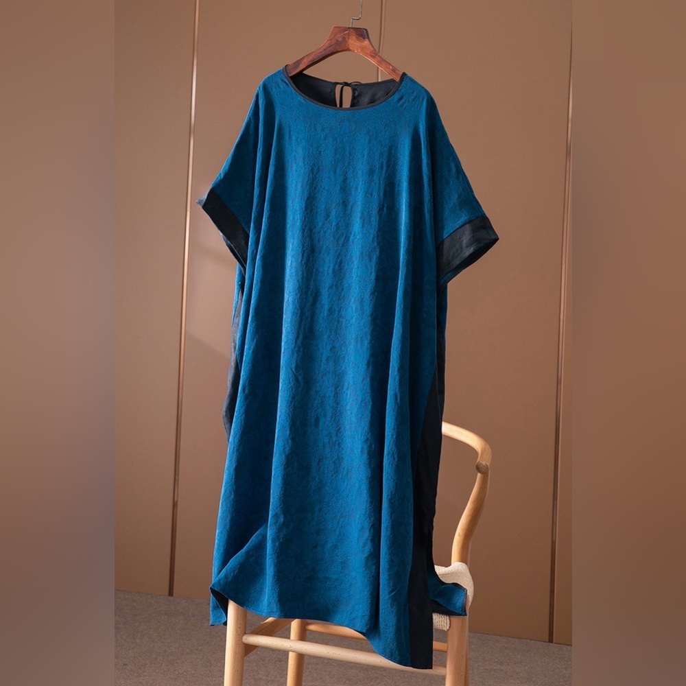 **NWOT ** 100%  Yarn-dyed Tea Silk Dress Jacquard Fabric Boxy Fit